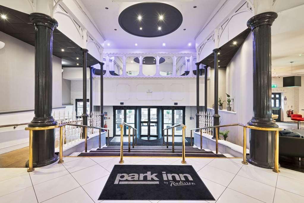 Park Inn By Radisson Cardiff City Centre Interior foto
